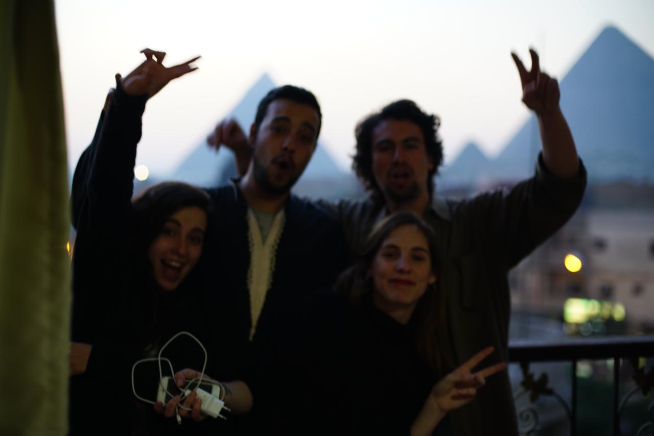 Happy days Pyramids Inn Kafret el-Gabal Exteriör bild
