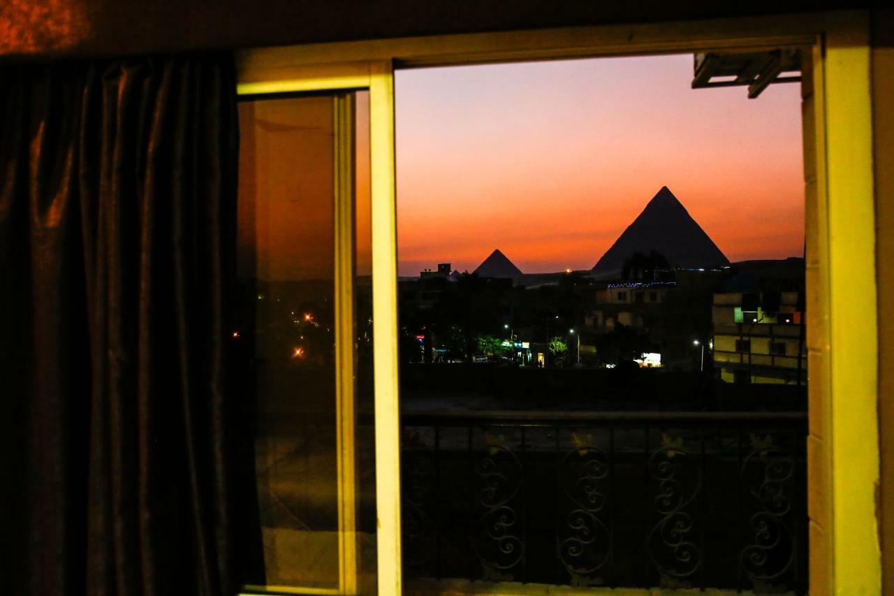 Happy days Pyramids Inn Kafret el-Gabal Exteriör bild