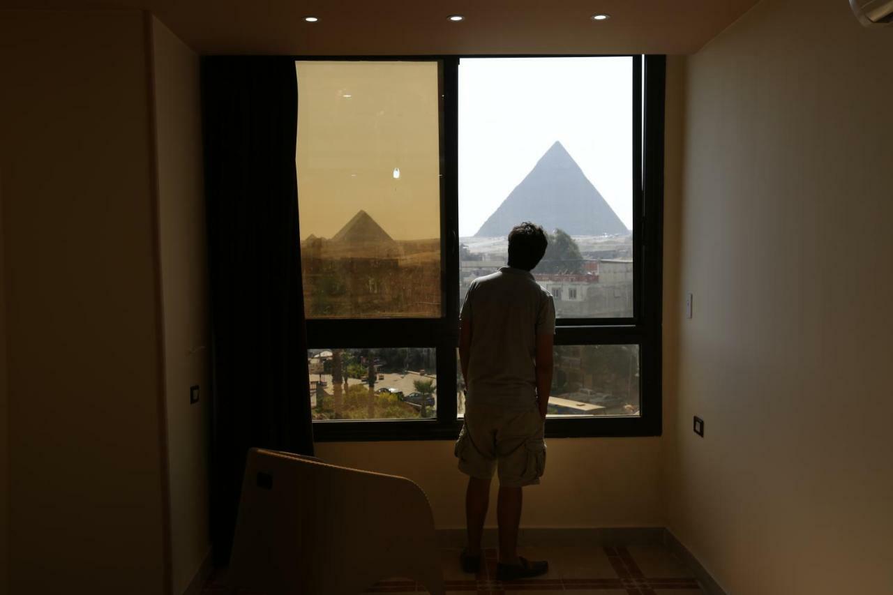 Happy days Pyramids Inn Kafret el-Gabal Exteriör bild